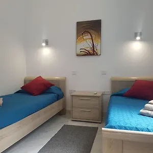  Apartment Ac1- Prime Location 3 Bedroom Apt In St.julian's Malta